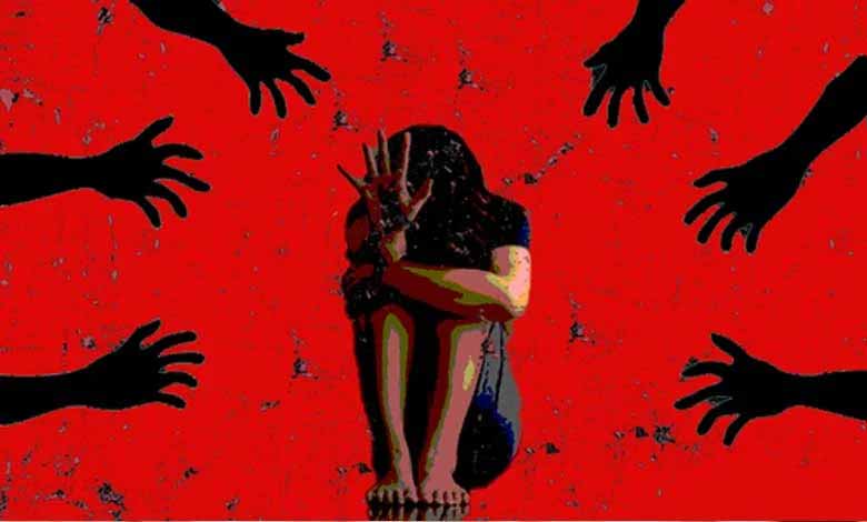 Minor teenage girl found unconscious near Bengal highway