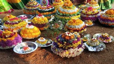 Telangana: Bathukamma floral festival begins