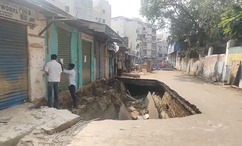 Nala Collapse in Goshamahal: Early Morning Incident Leaves Road Damaged