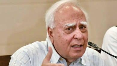 EC must clarify on questions raised by Congress about EVMs: Sibal