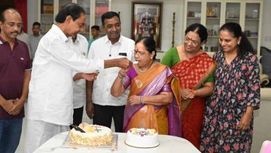 Family Celebrates KCR's Wife Shobhamma's Birthday with Cake Cutting Ceremony