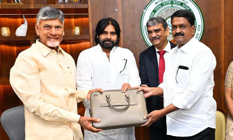 Andhra Pradesh FY25 Budget Focuses on Education, Healthcare, and Rural Development