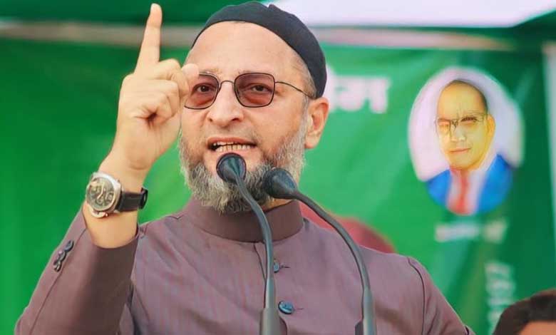 Owaisi Urges Telangana Residents to Participate in 'Caste Census' for Welfare Programs