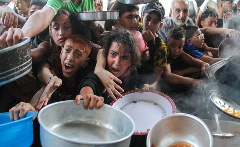 Hungry Palestinians in north Gaza search for food, sealed off from aid by Israeli siege