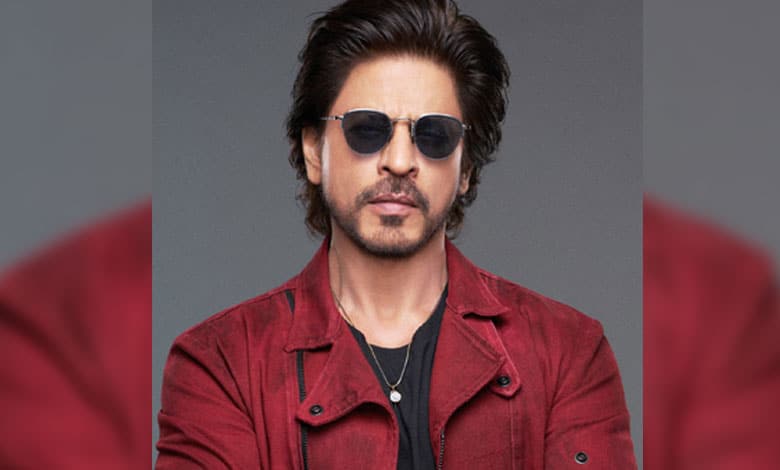 Mumbai Police Arrest Lawyer from Raipur in Connection with Death Threat to Shah Rukh Khan