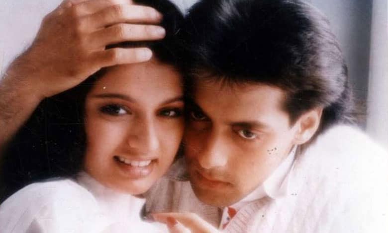 12 6 Bhagyashree has a special birthday wish for her ‘first hero’ Salman Khan