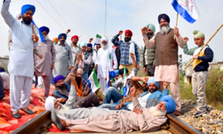 Passengers may face inconvenience with ‘Rail Roko’ protest in Punjab