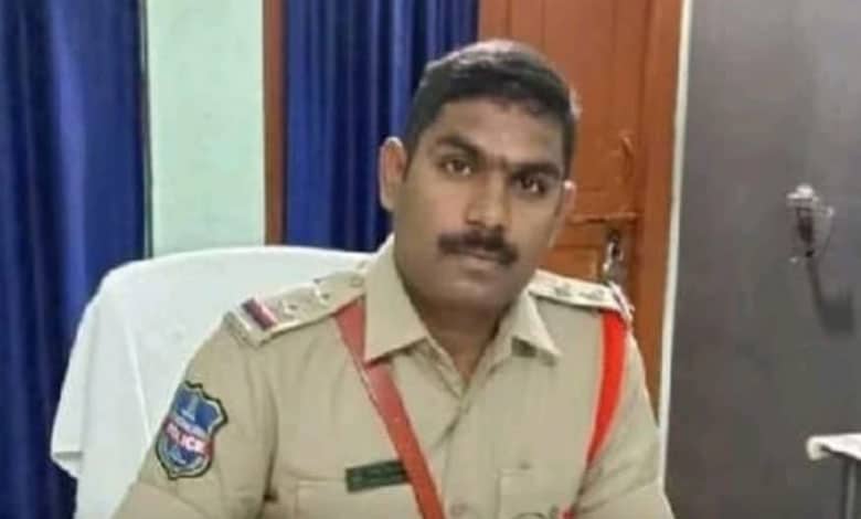 123 62 Telangana Tragedy: Sub-Inspector’s Lifeless Body Found in Local Lake