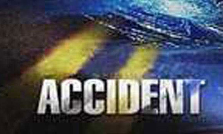 Ten injured as private bus overturns in Telangana