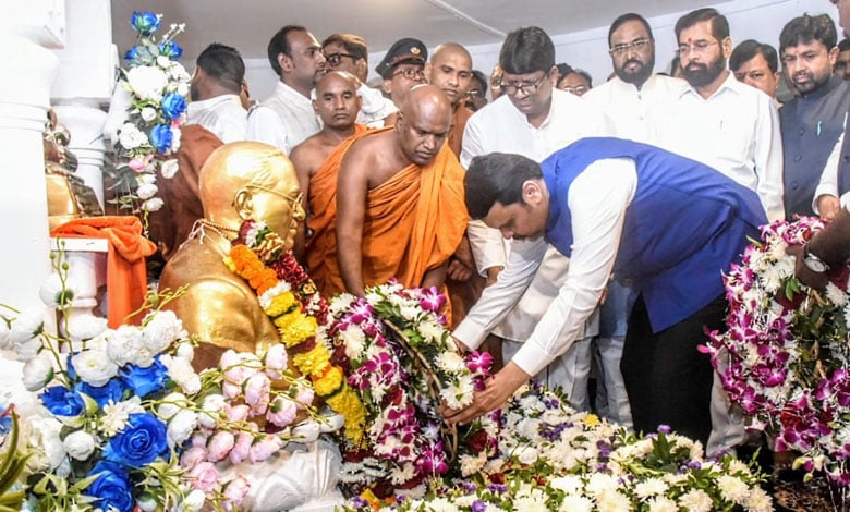 Maharashtra leaders pay tributes to Dr Ambedkar on death anniversary; followers throng Chaityabhoomi