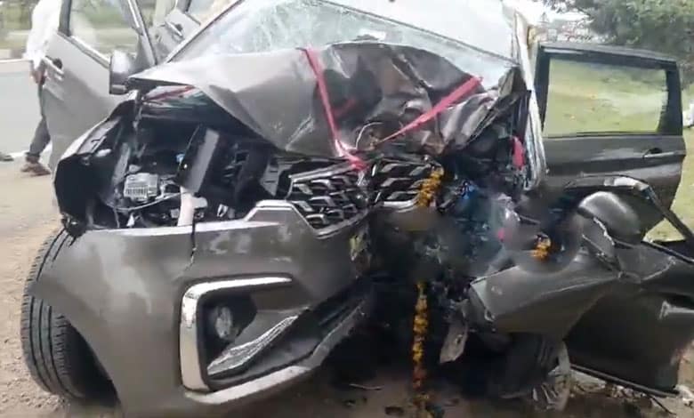 Four Killed, Four Injured in High-Speed Car Crash