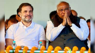 Rahul Gandhi, Kharge pay tribute on Armed Forces Flag Day