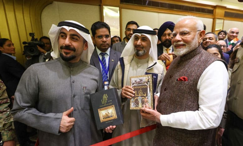 PM Modi accorded Guard of Honour at Kuwait's Bayan Palace