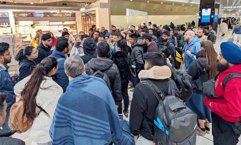 Indian Passengers Frustrated After 20-Hour Wait at Kuwait Airport