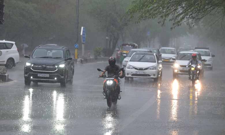 RAIN 19 1 Delhi Weather Update: City Records Highest December Rainfall in 101 Years, IMD Issues Yellow Alert