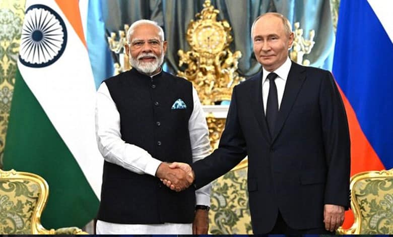 Putin lauds PM Modi's 'Make in India' policy, says Russia willing to invest