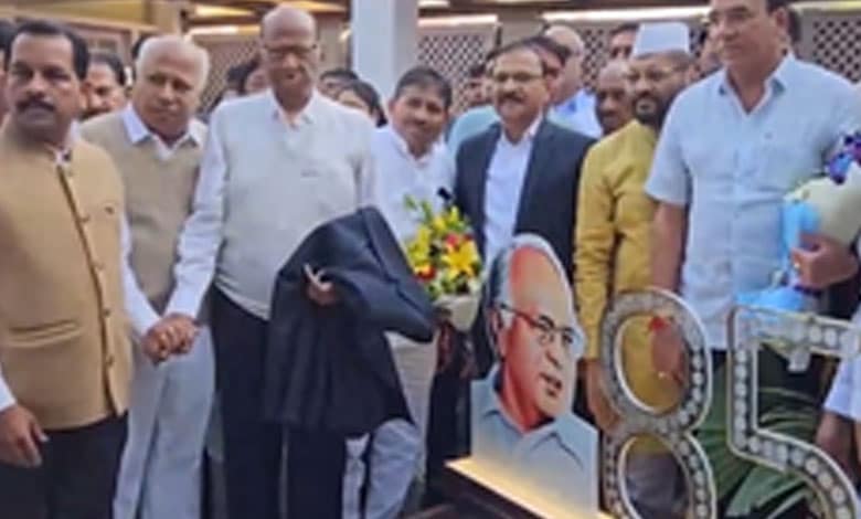 Family & friends, foes & fans troop to wish ‘Happy Birthday Sharad Pawar Saheb’