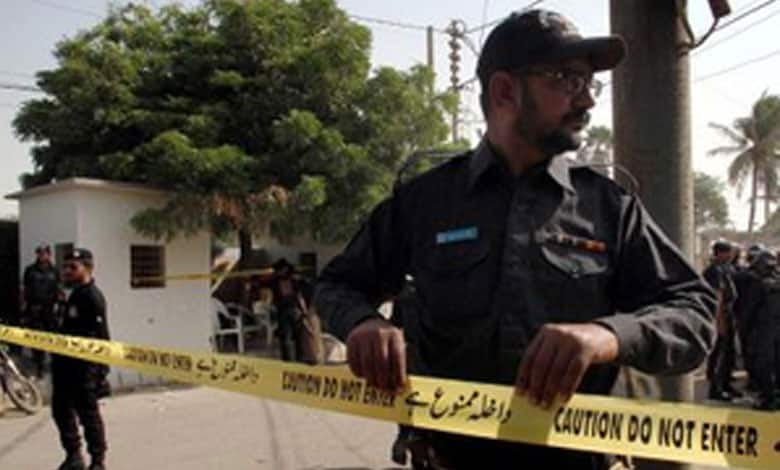 Two policemen killed, three injured in Pakistan terror attack