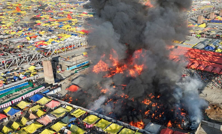 6 3 Mahakumbh Fire: PM Modi Speaks to CM Yogi Adityanath to Assess Situation