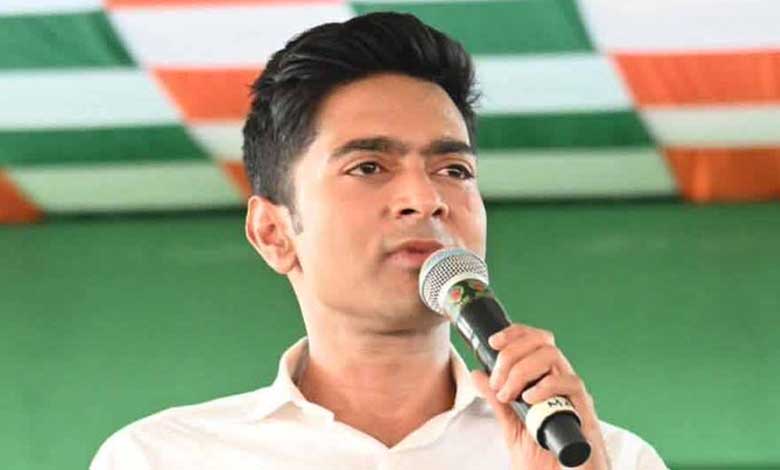 ABHISHEK BANERJEE Mamata vs Abhishek: Cold War Erupts Between Aunt and Nephew: TMC Divided into Two Factions