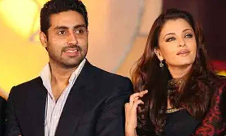 AISH N ABHI Abhishek, Aishwarya Start New Year on a Family Note