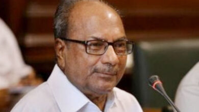 A.K. Antony Urges Kerala Congress Leaders to Prioritize Local Body Polls Over 2026 Assembly Elections