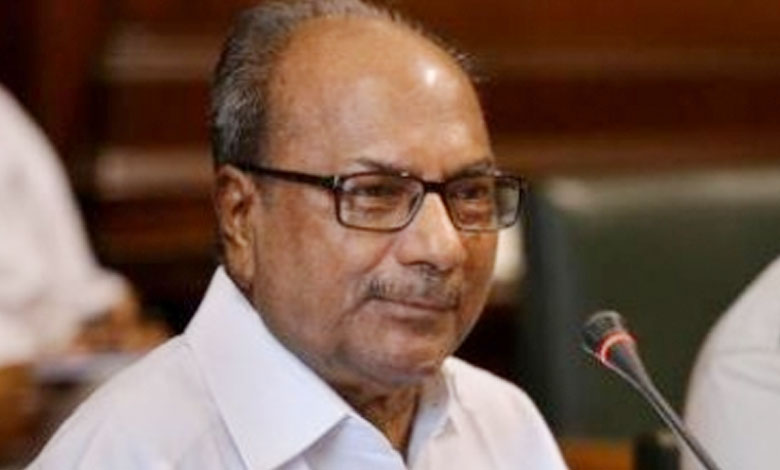 A.K. Antony Urges Kerala Congress Leaders to Prioritize Local Body Polls Over 2026 Assembly Elections