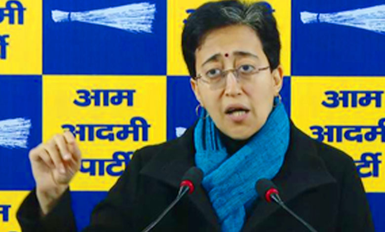 ATISH 1 'Attack' on Kejriwal: Atishi Claims BJP Wants to Harm Ex-CM, Parvesh Hits Back