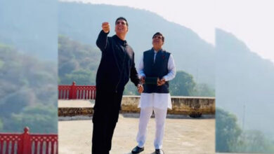 Akshay Kumar Soars High This Makar Sankranti with Paresh Rawal on Bhooth Bangla Set