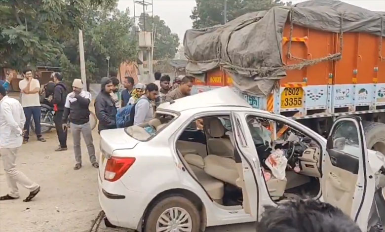 Telangana Tragedy: Mother and Daughter Die in Road Crash Near Bhongir, Two Injured