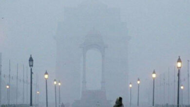 Dense Fog Disrupts Delhi-NCR: Flights, Trains Delayed Amid Severe Air Quality