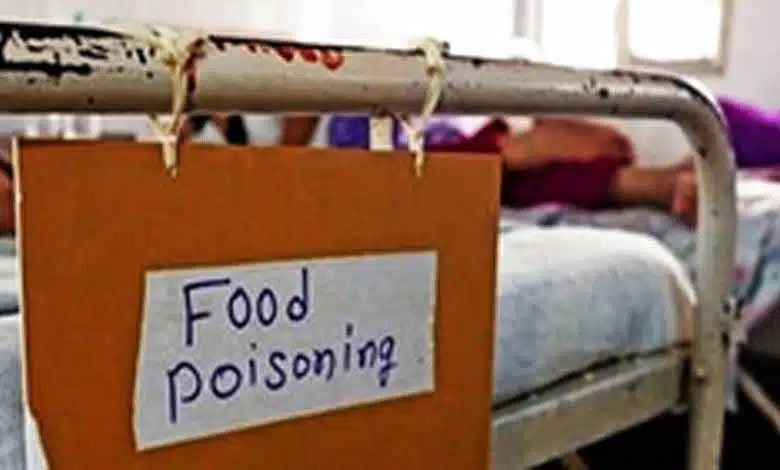 FOOD POSIONG 1 Telangana: 23 Students Hospitalized Due to Food Poisoning in Karimnagar