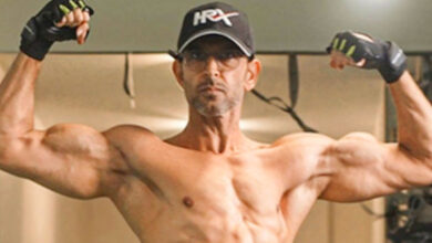 Hrithik Roshan Flaunts Impressive Physique: "This Year, I’m Going for the Real Thing"