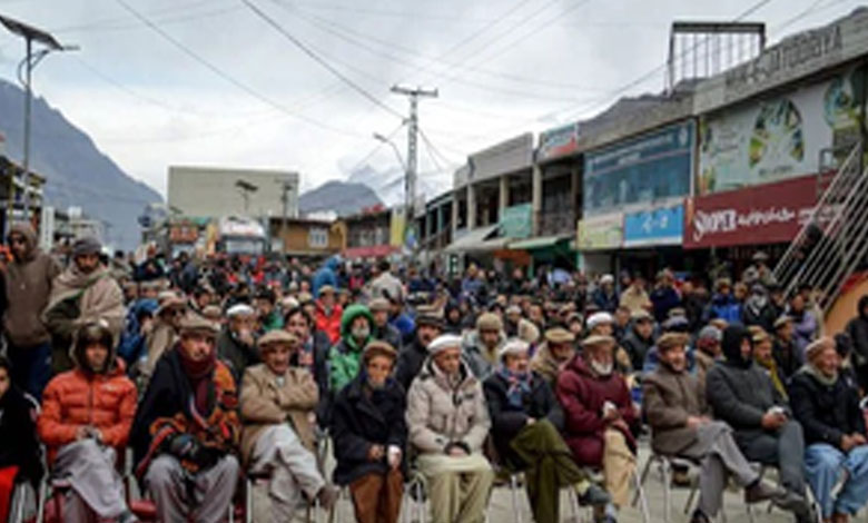 Protests over power outages choke Pakistan's trade route with China