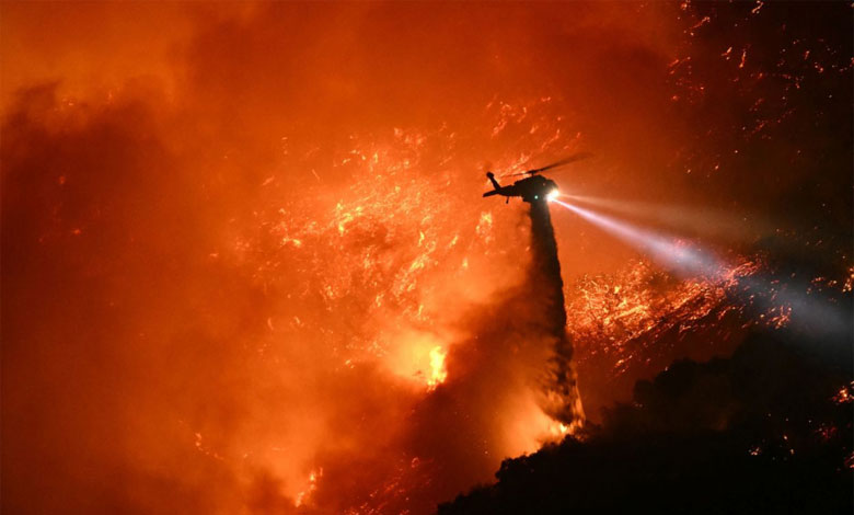 LOSANGELES 2 Los Angeles Area Faces Extreme Fire Danger as Crews Battle Ongoing Blazes