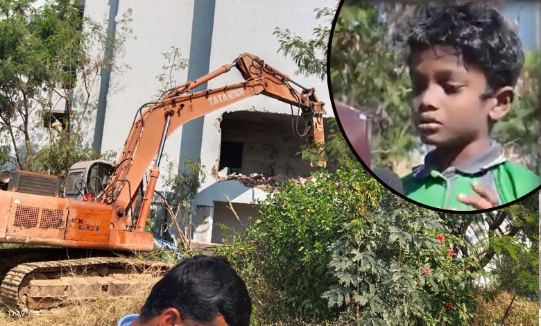 MADHAPUR2 1 Heartbreaking: Child’s Tearful Words After Hydra Demolishes Home in Madhapur