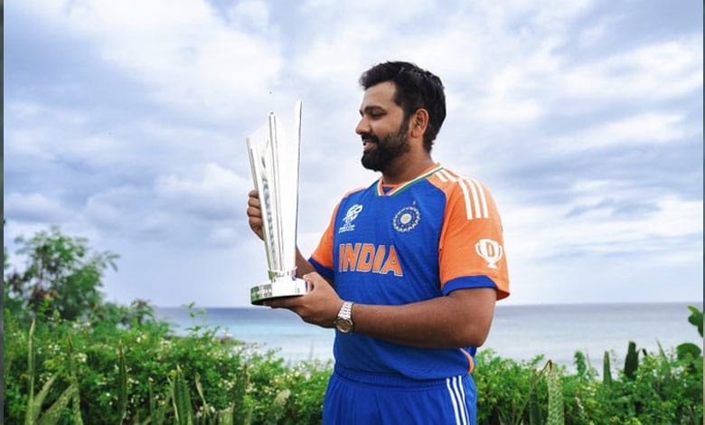 Rohit, Pandya, Bumrah, Arshdeep Headline ICC Men's T20I Team of the Year