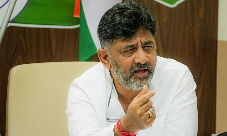 SHIVKUMAR 3 Karnataka Deputy CM D.K. Shivakumar Stresses Party Unity Amid Leadership Change Demands