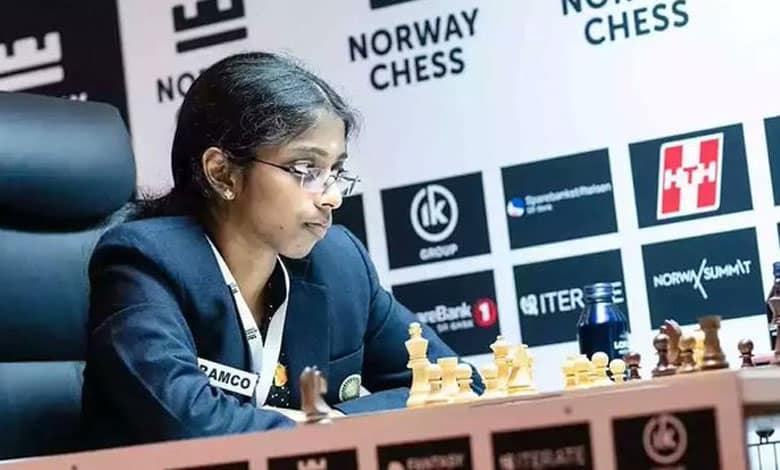 VAISHALI Vishy Anand congratulates Vaishali for bronze medal at World Blitz Championship