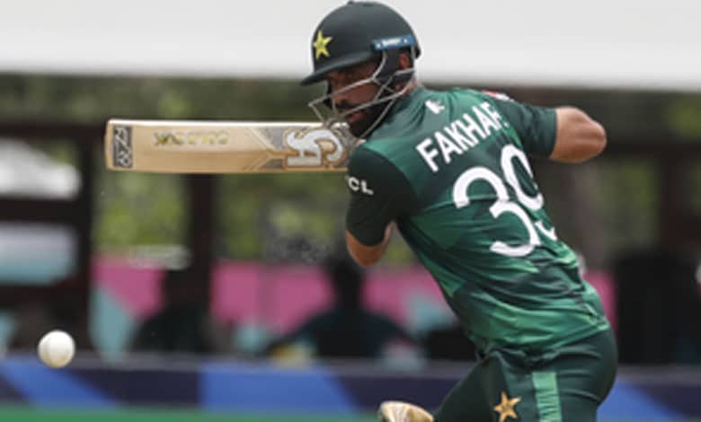 Champions Trophy: Injury Scare for Pakistan as Fakhar Zaman Walks Off the Field Against NZ in First Over