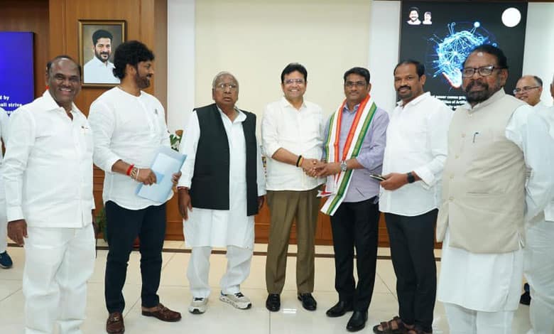 Former DSP Gangadhar Joins Congress, Withdraws from MLC Elections