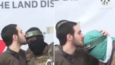 Israeli Hostage Kisses Hamas Members Before Release: Video