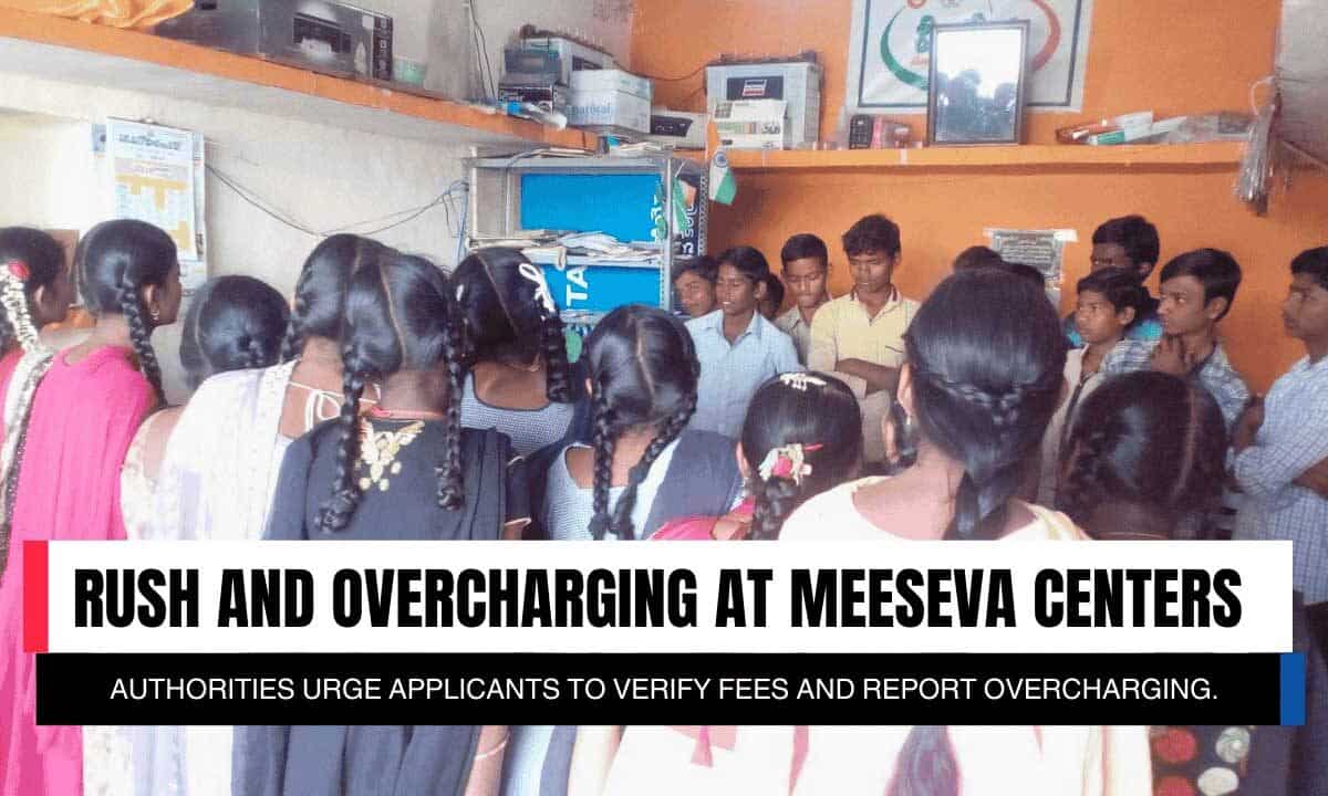 Long queues at a Hyderabad MeeSeva center as applicants rush to submit ration card forms. (Representative Image)