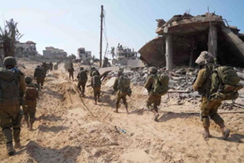 Israeli Forces Begin Withdrawal from Key Gaza Corridor Under Ceasefire Agreement with Hamas