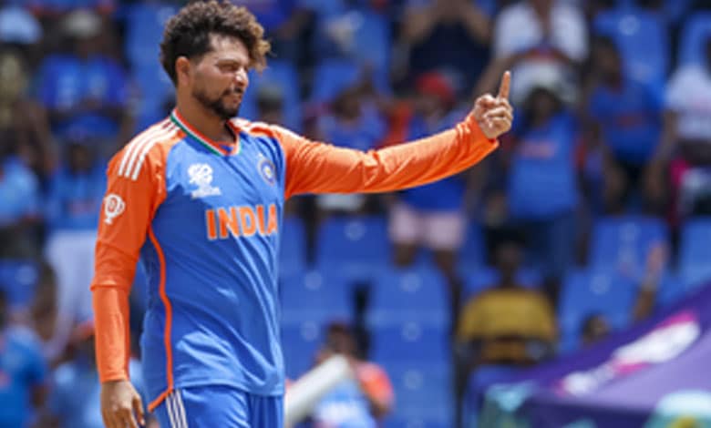 Aakash Chopra Backs Kuldeep Yadav as India’s Premier Spinner for Champions Trophy