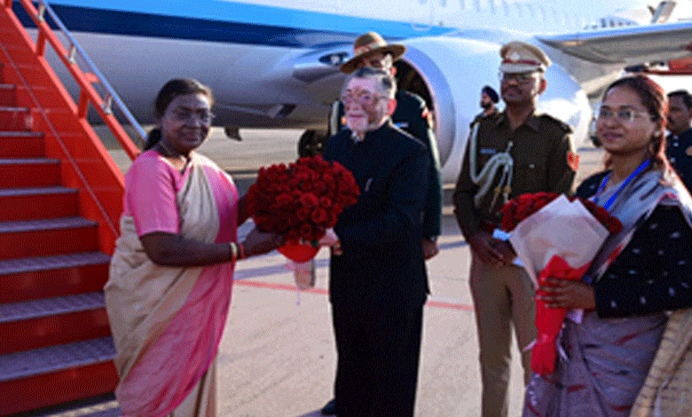 President Droupadi Murmu Arrives in Ranchi for BIT-Mesra Platinum Jubilee Celebrations