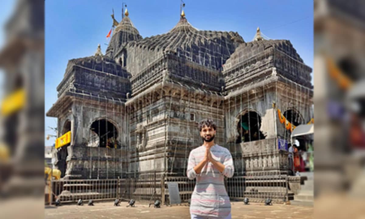 Raghav Juyal Seeks Blessings at Trimbakeshwar Jyotirlinga on Maha Shivratri