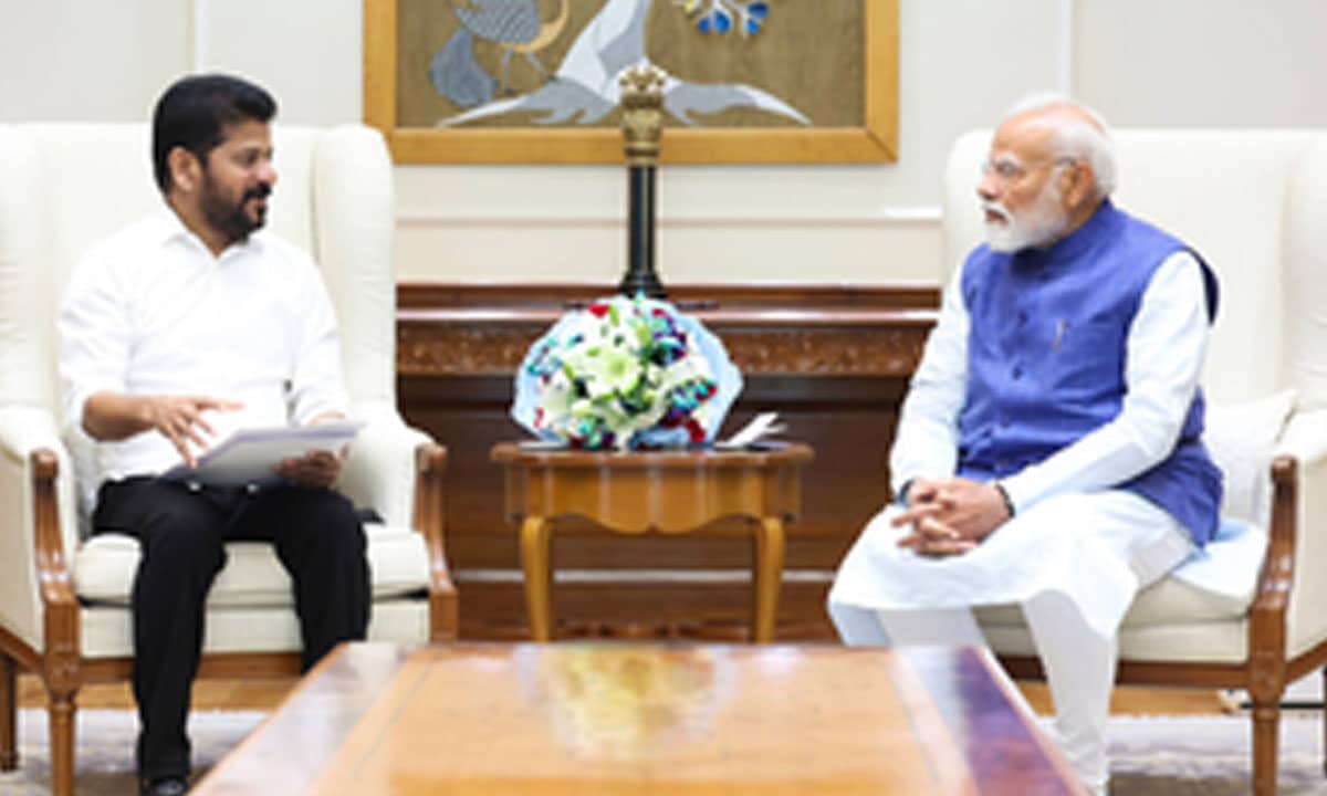 Telangana CM Seeks Centre's Support for Pending Projects During Meeting with PM Modi