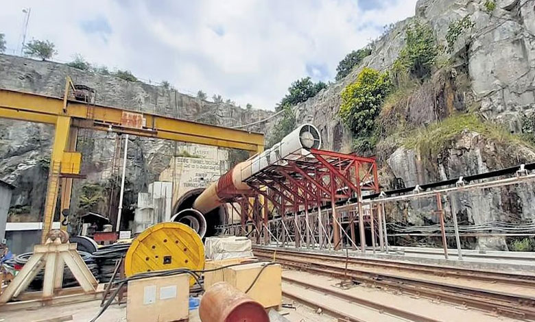 Srisailam Canal Tunnel Roof Collapse: Multiple Workers Injured; Rescue Operations Underway