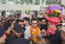 Jubin Nautiyal Receives Grand Welcome by Fans at Dehradun Airport